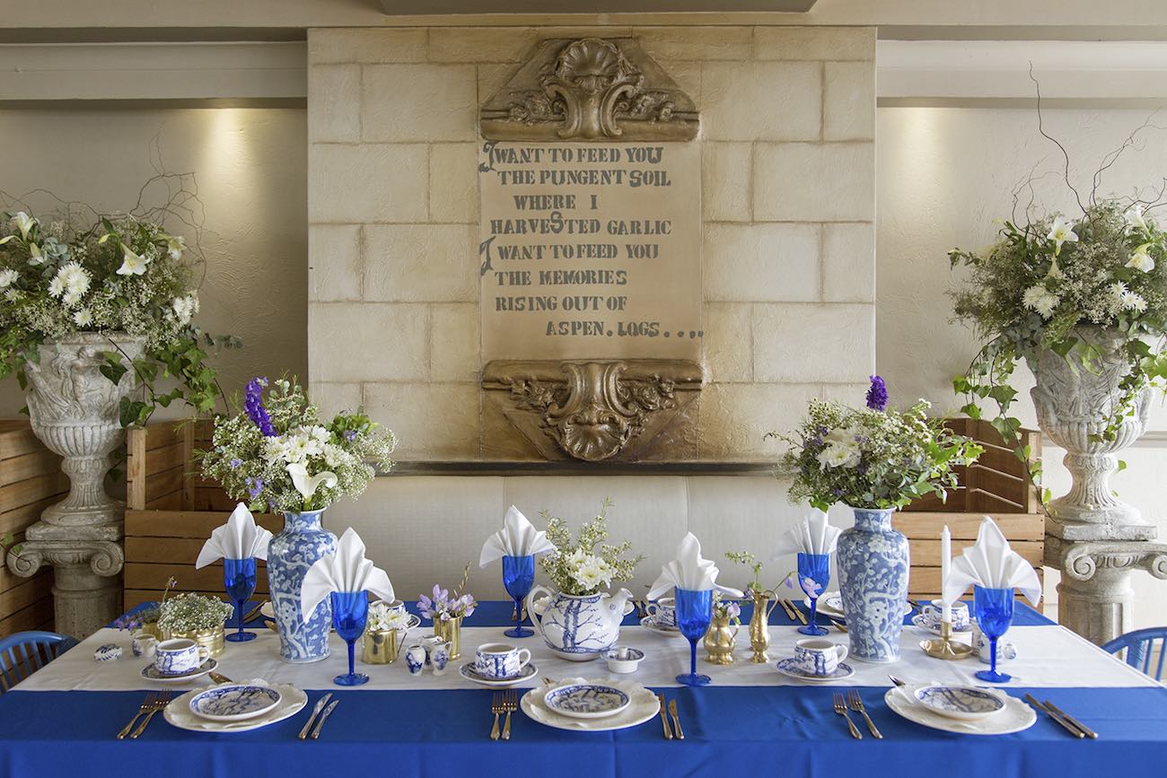 Royal Blue, Gold and White Grecian-inspired Wedding ideas. Sonje Ludwick Photography.