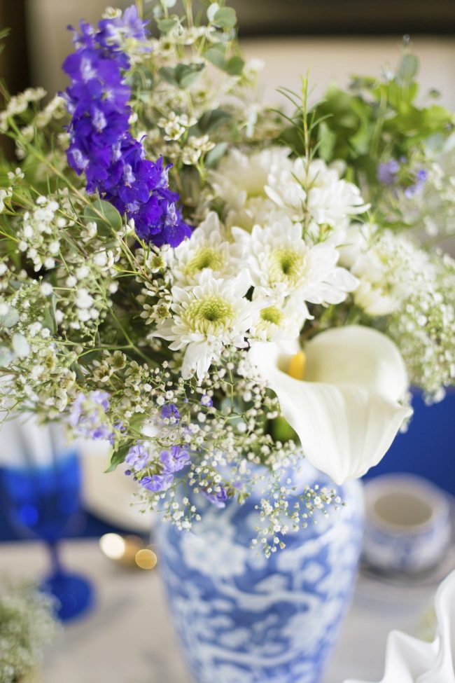 Royal Blue, Gold and White Grecian-inspired Wedding ideas. Sonje Ludwick Photography.