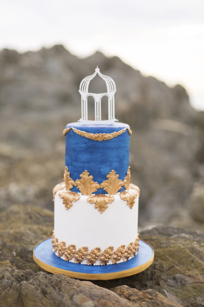 Royal Blue, Gold and White Grecian-inspired Wedding ideas. Sonje Ludwick Photography.