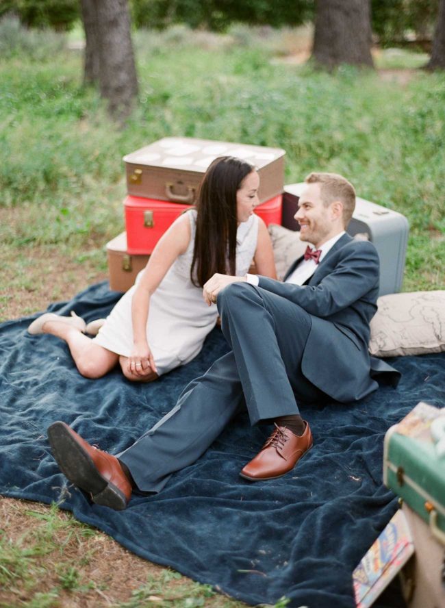 The cutest Travel Themed Engagement Photo Ideas by Bowtie and Bloom