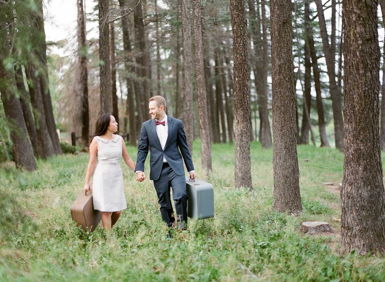 The cutest Travel Themed Engagement Photo Ideas by Bowtie and Bloom