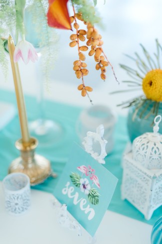 Click for the most absolutely gorgeous Tropical Wedding ideas ever!