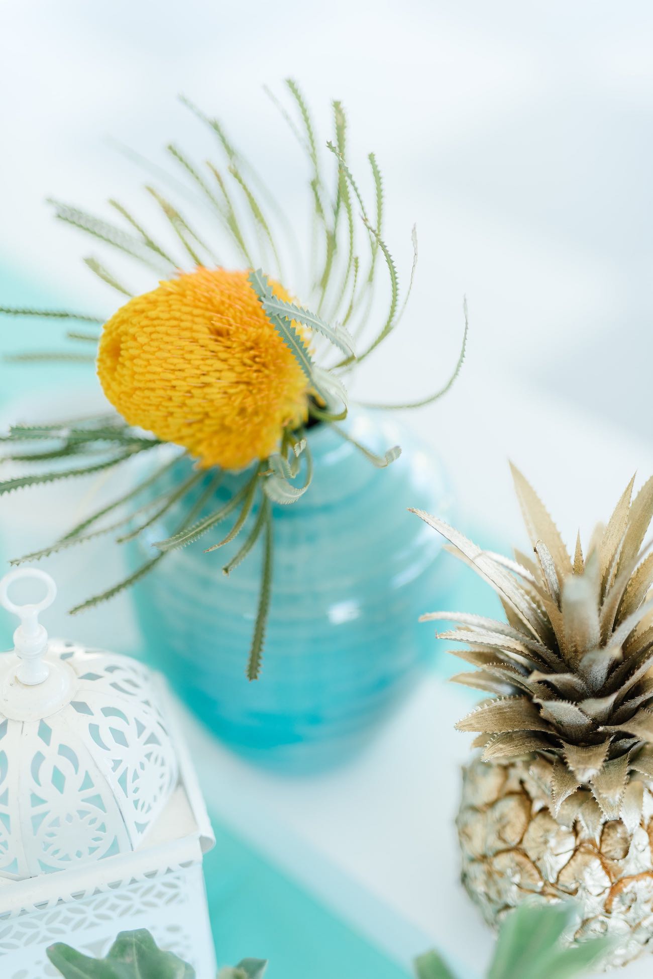 Yellow and mint tropical wedding flower decor. Click for the most absolutely gorgeous Tropical Wedding ideas ever!