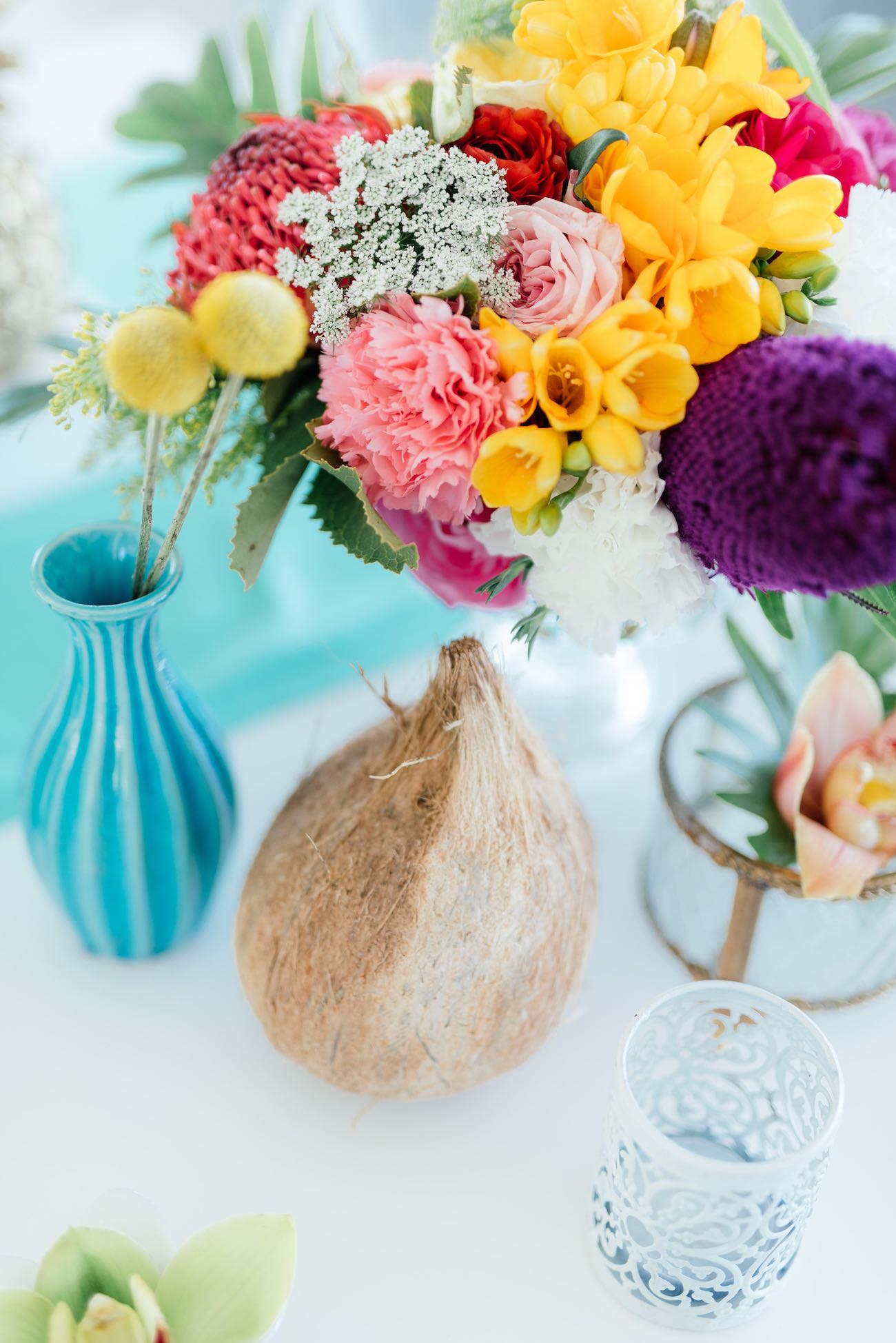 Bright, vibrant, pastel tropical wedding flowers. Click for the most absolutely gorgeous Tropical Wedding ideas ever!